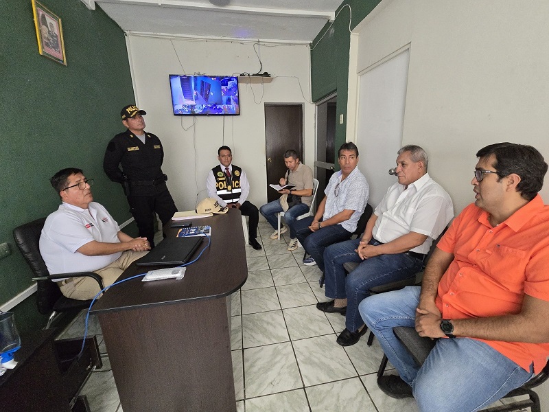 Alcalde de Sullana logra compromiso del nuevo Ministro del Interior para financiar proyecto de seguridad ciudadana