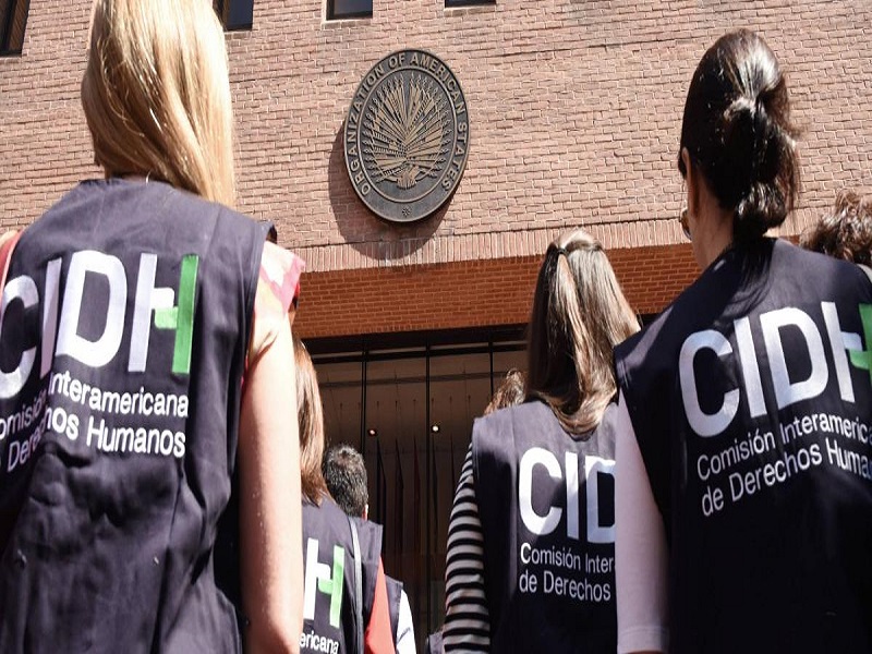 Comisionada de la CIDH señaló que los países que se retiran del Sistema Interamericano son aquellos “que violan sistemáticamente los derechos humanos”