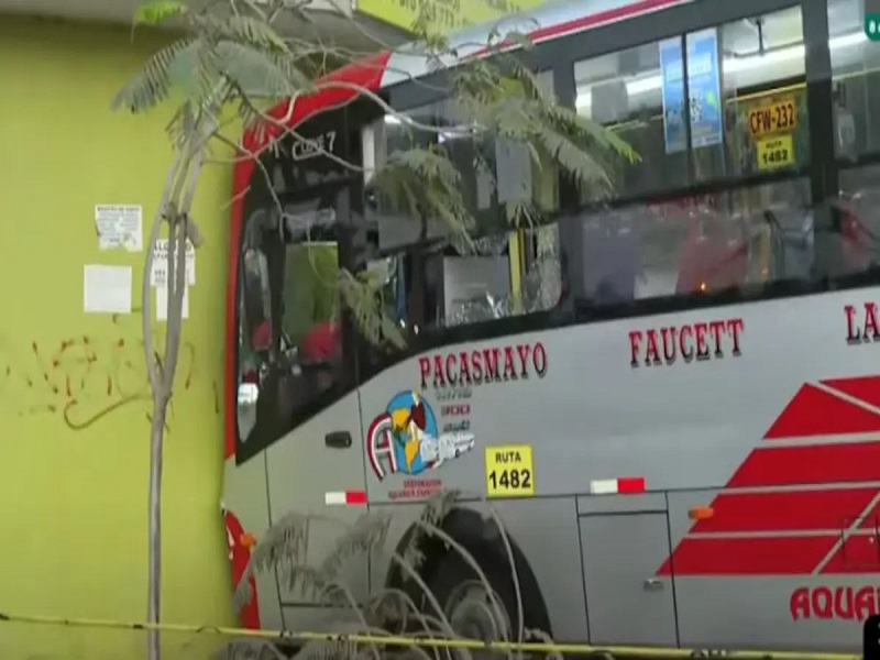 Dirigente de transportistas anuncia que convocarán a nueva movilización tras asesinato de conductor de bus en SMP
