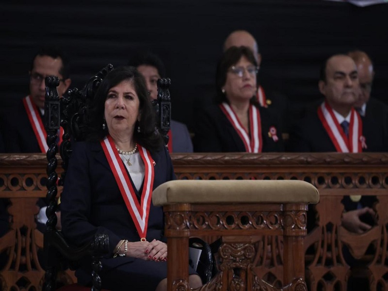 Presidenta del Poder Judicial llama a inspirarse en héroes peruanos para construir un país justo