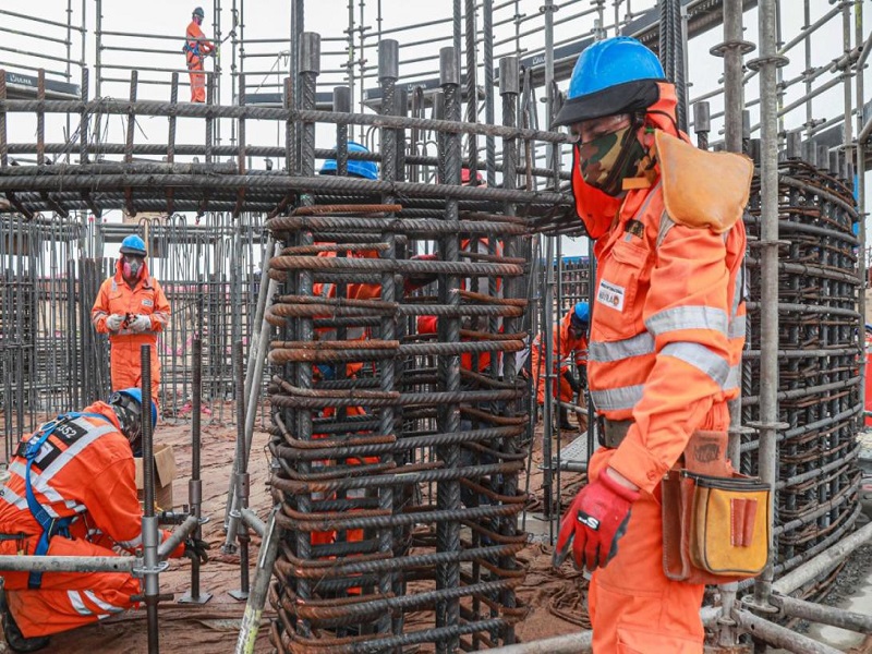 Obreros de construcción civil accederán a Essalud con solo dos meses de aporte