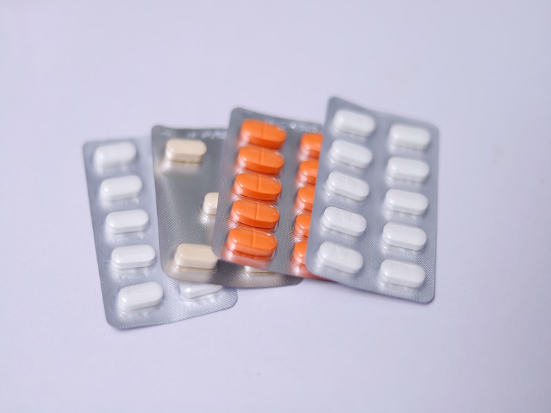 Minsa estima que ley de medicamentos genéricos beneficiará a la población de menores recursos